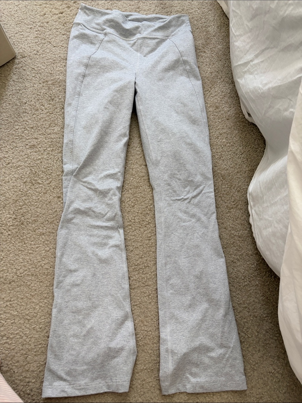 Lululemon suedey yoga pants size 6